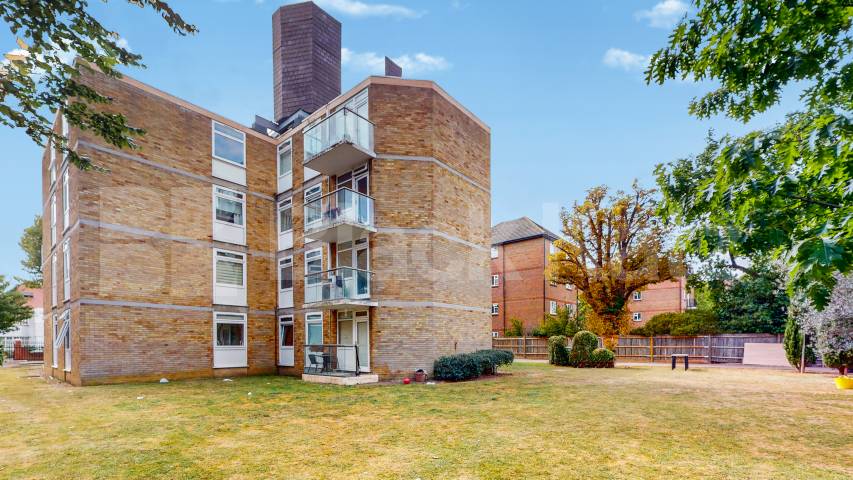 Modern Sharers Apartment Brondesbury Park, Brondesbury 